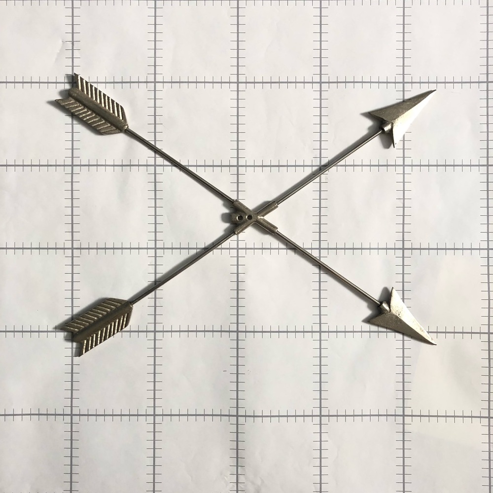 Crisscross Metal Arrows Wall Decor